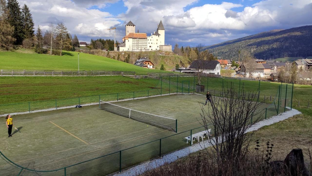 Burglodge Fischerkeusche Mauterndorf  Exterior foto