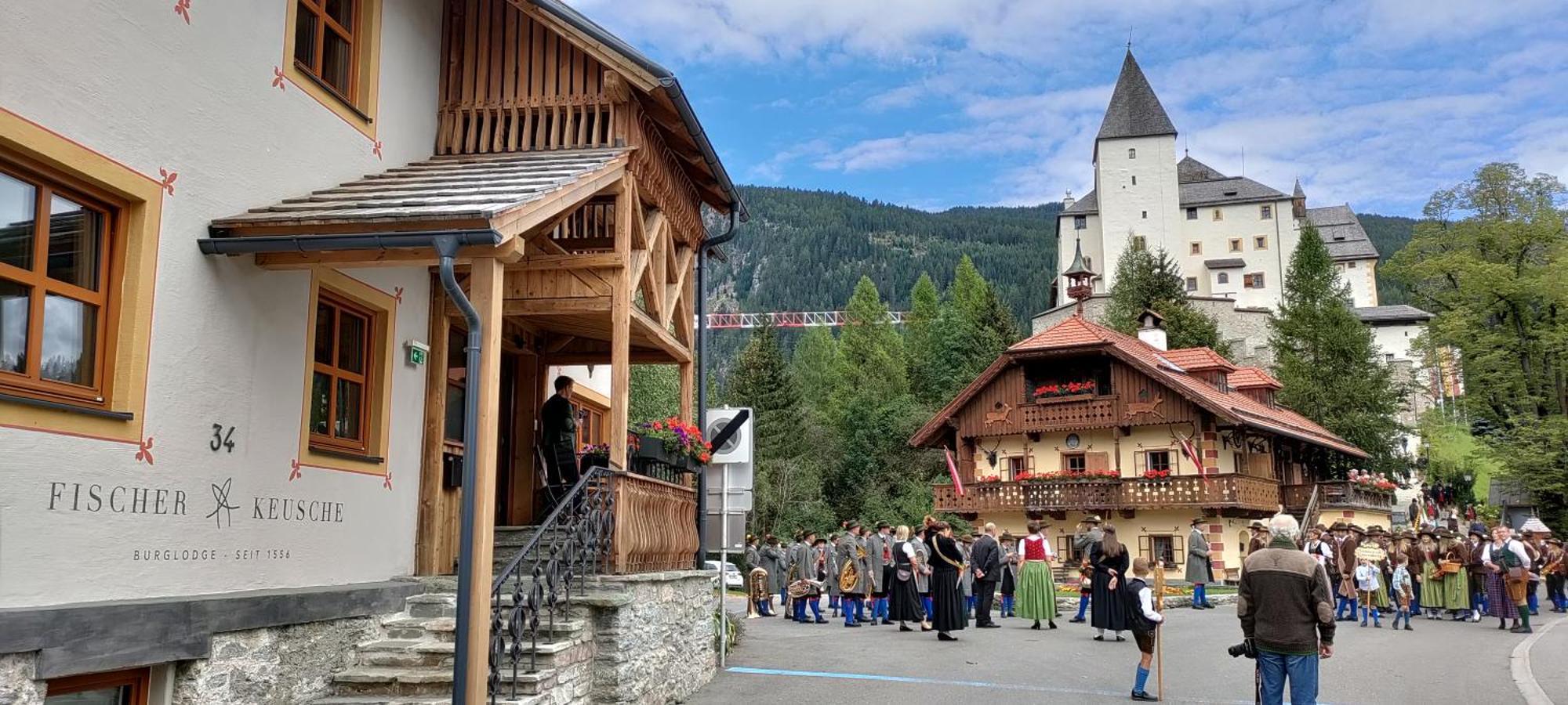 Burglodge Fischerkeusche Mauterndorf  Exterior foto